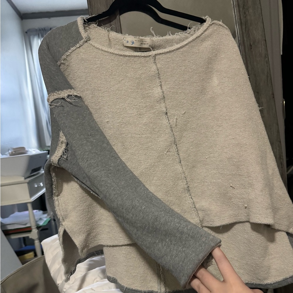 Lizard thicket sweater. NWOT. Large